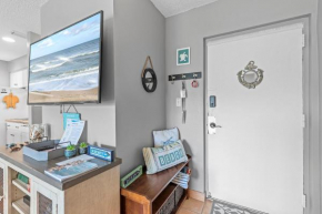 Colony Beach Club 210